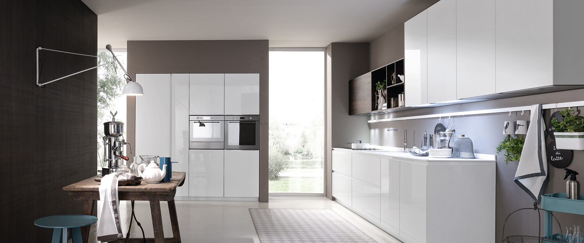 White high gloss handleless kitchen | Clean lines and Modern look | Kitchens in Kent and Sussex